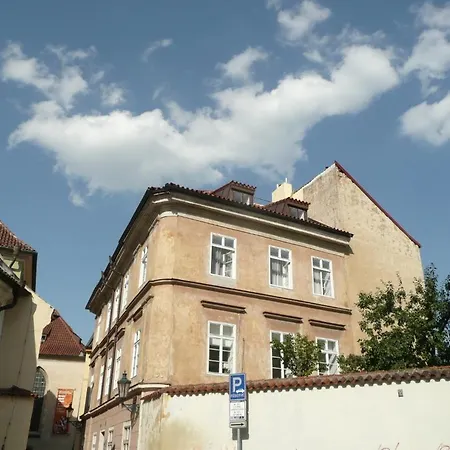 Agnes - Apartments פראג